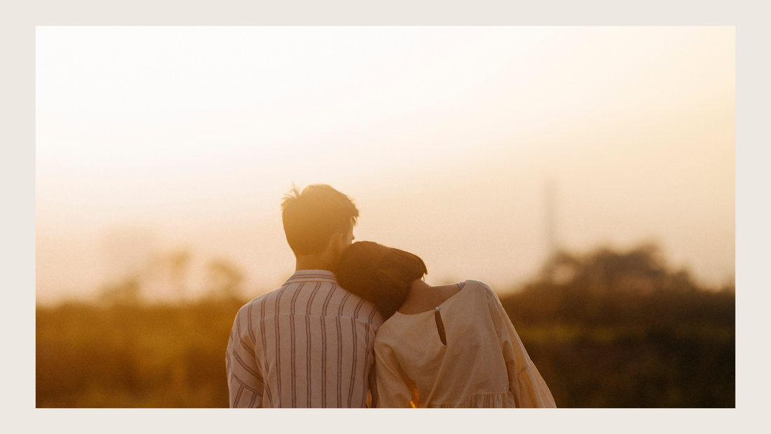 20 Gentle Ways to Support Someone Who Is Grieving